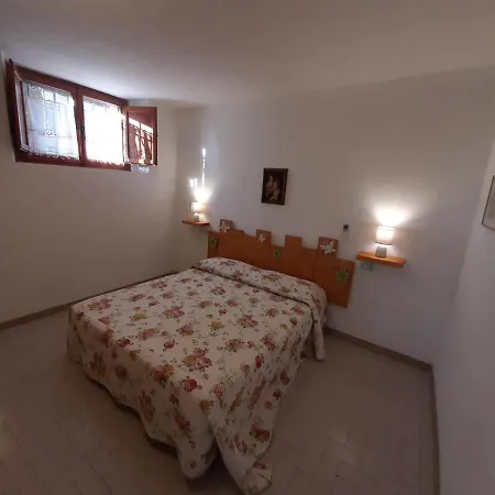 Holiday home Mirella